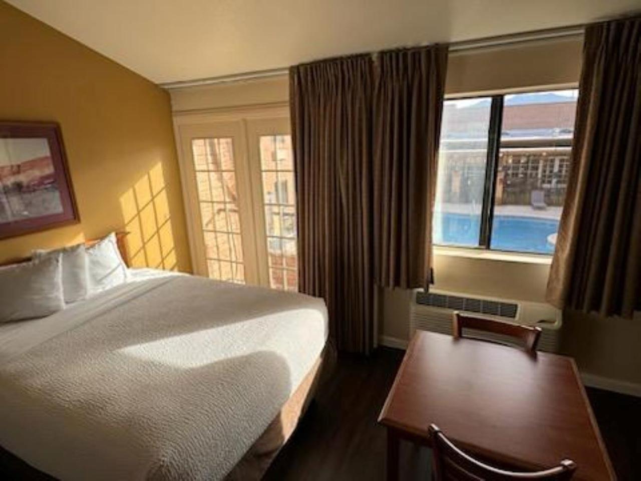 Inn Clarion