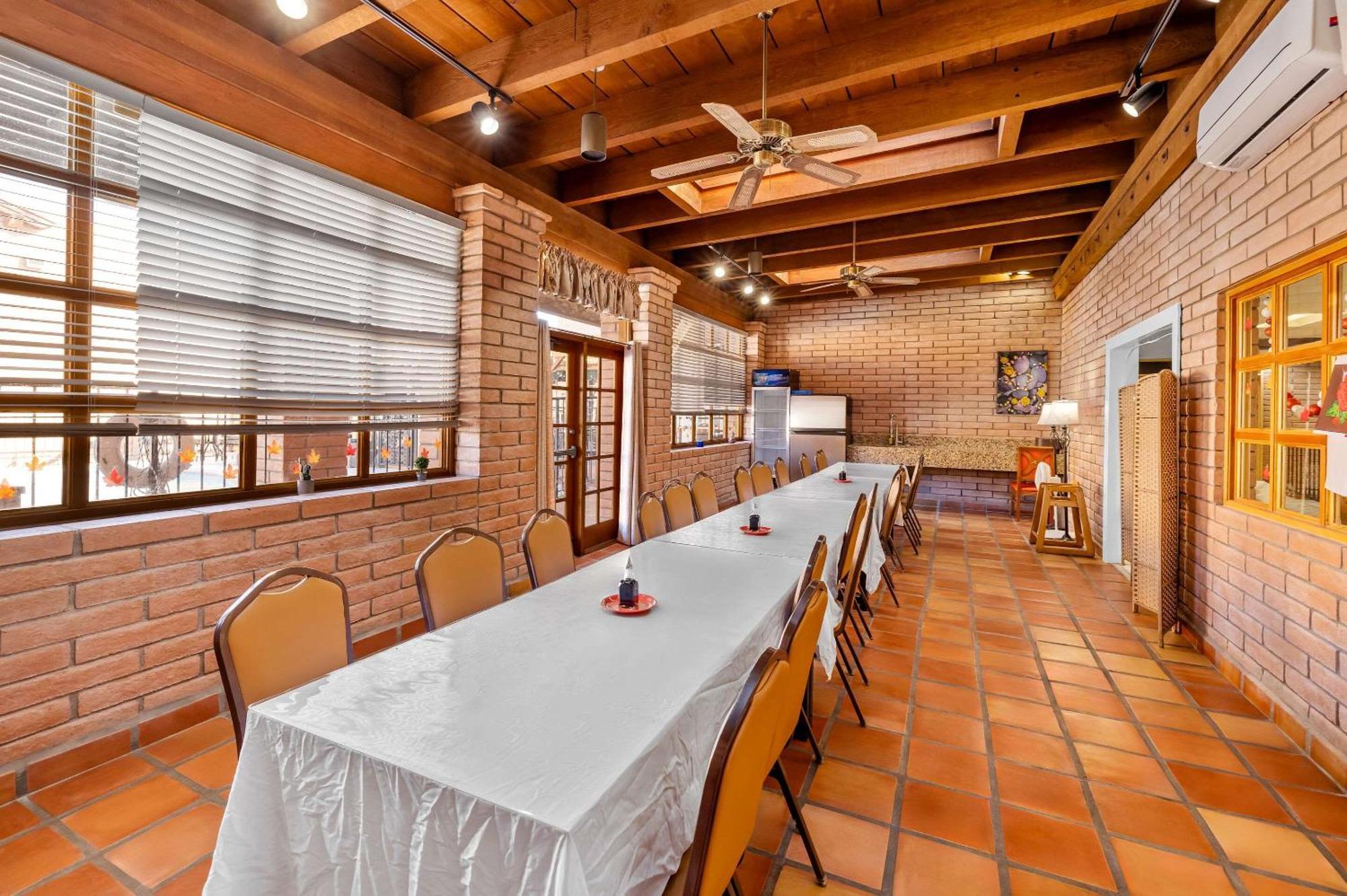 Inn Clarion